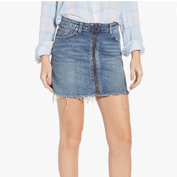 Free People Dresses & Skirts - We The Free People Zip Front Raw Hem Denim Jean Mini Skirt Size 27